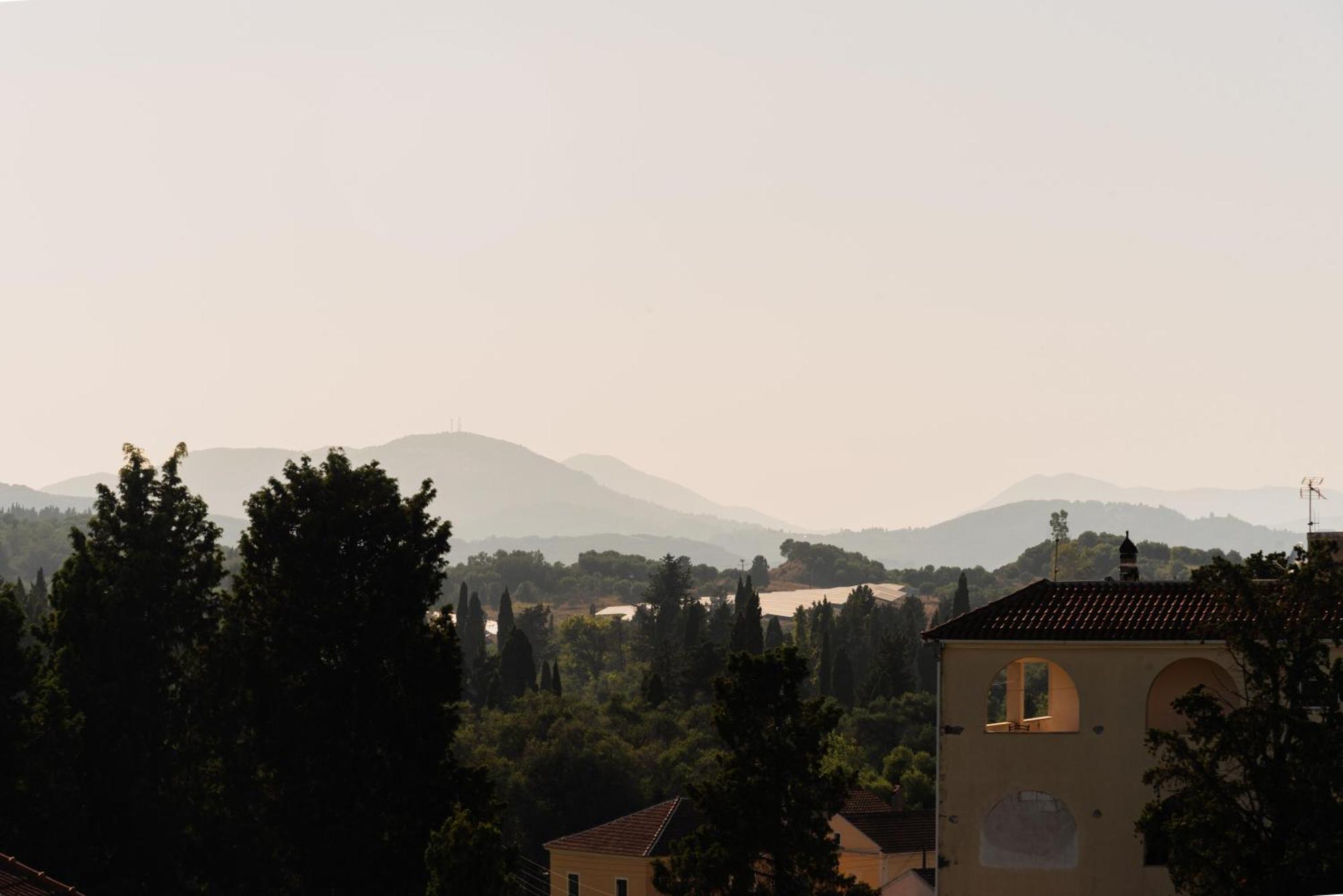 Case D ' Oro Lefkímmi Exterior foto